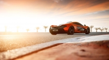   McLaren P1    